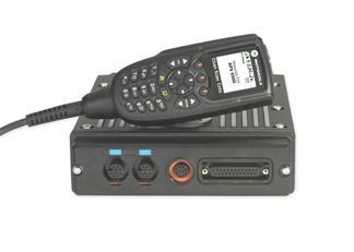Motorola APX2500 UHF P25 Mobile Remote inc 03 Handcontroller, Pwr Lead, Mtg Brkt, & Mic. Specify frequency.